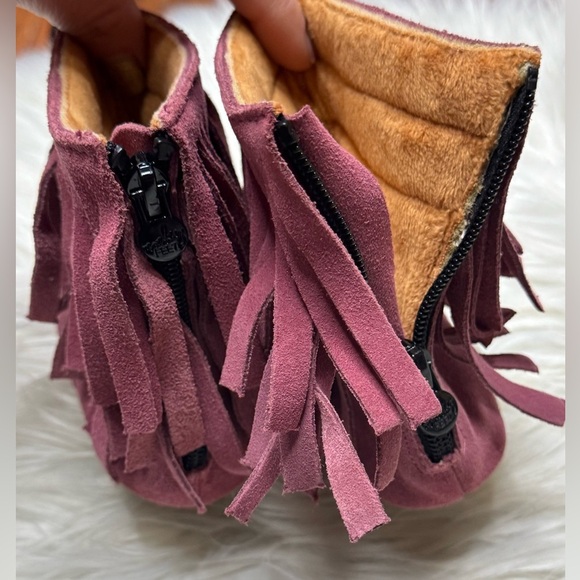 Fringe Boots Monkey feet dusty rose/pink size 2/3 yrs - Picture 11 of 14